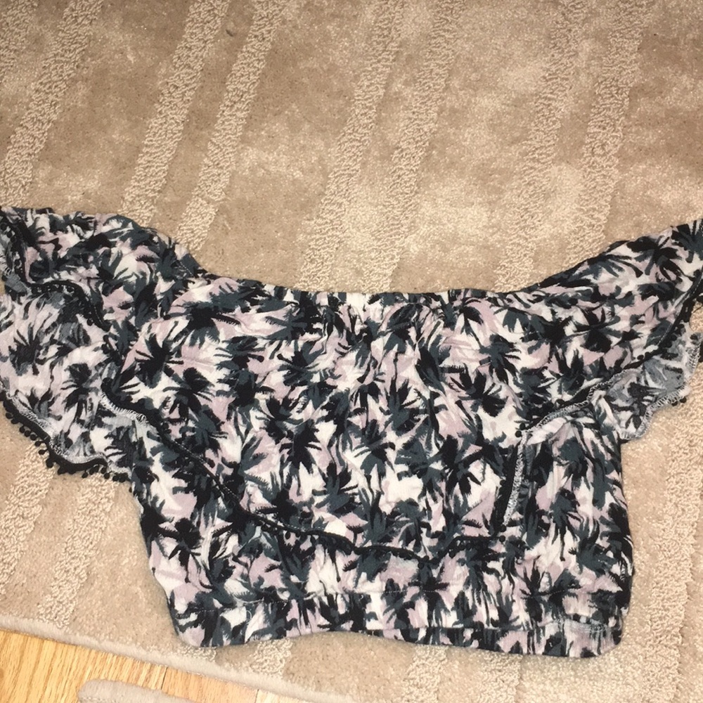 Off the shoulder floral crop top